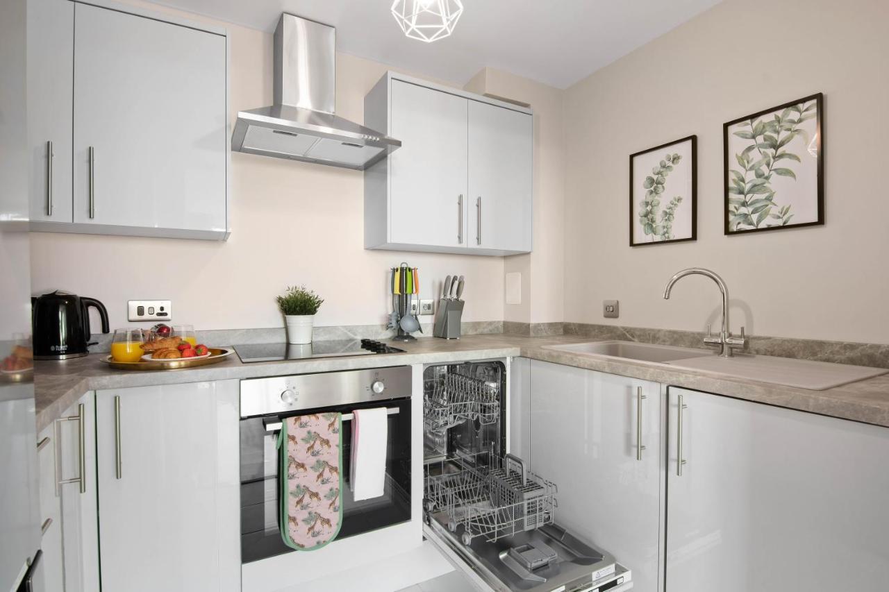 Spacious & Cosy, Netflix, Parking, Colindale Station Hendon Eksteriør billede