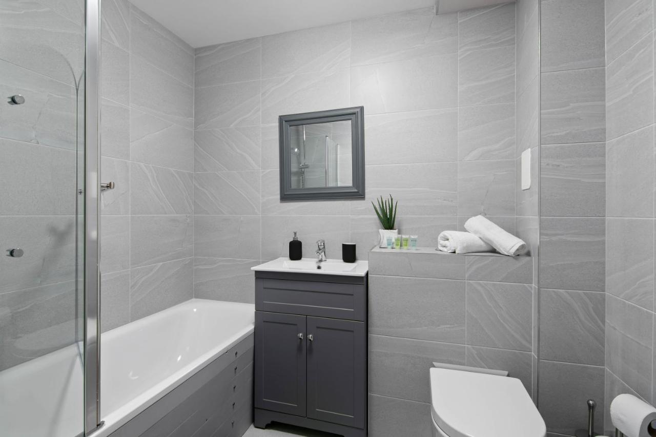 Spacious & Cosy, Netflix, Parking, Colindale Station Hendon Eksteriør billede